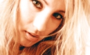 Loca (feat. Dizzee Rascal) - Karaoke Strumentale - Shakira - Playback MP3