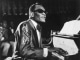 Playback MP3 I Don't Need No Doctor - Karaoké MP3 Instrumental rendu célèbre par Ray Charles