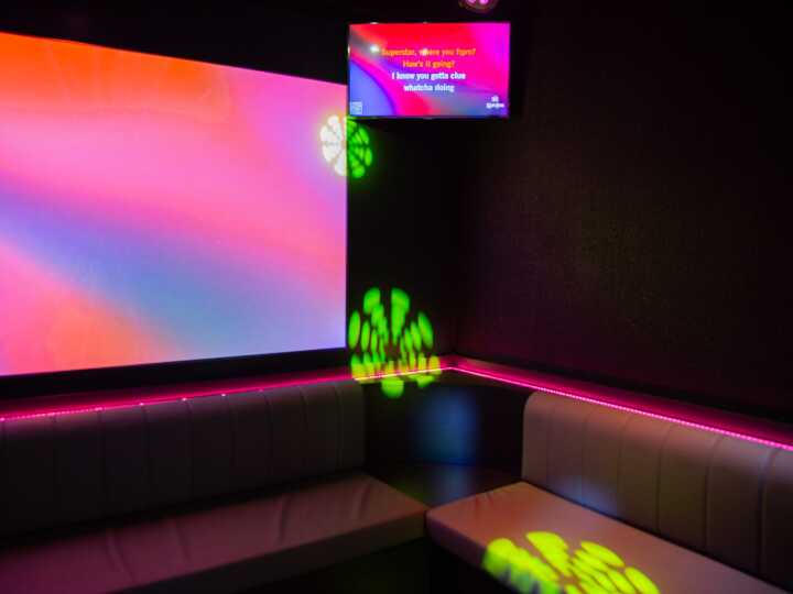 Salle One More Time
